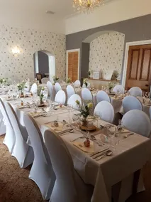 Chase Hotel - Image 4