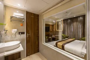 Hotel Grand Plaza-City Centre, 2 Minutes-Walking-From New Delhi Station BY M S HOSPITALITY - Image 2
