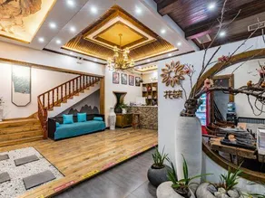 Fenghuang Qingwu river view homestay - Image 3