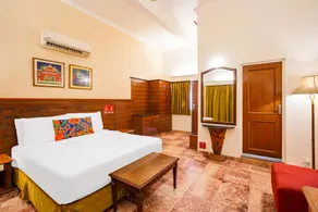 FabHotel The Dayal - Image 2