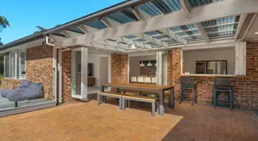 Serene Pet Friendly with Swimming Pool - Image 5