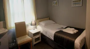 The Sefton Hotel - Image 5