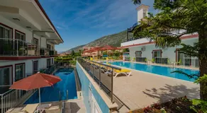 Sunshine Holiday Resort - Image 2