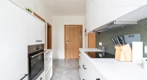 Near Vienna - 60m2 - 6 Guests - Self Check-in - Parking - Image 2