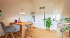 Modernes und helles Apartment im Loft Stil - Image 4