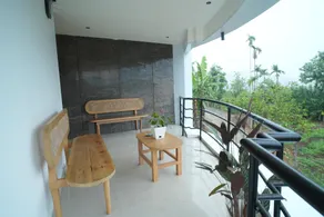 2 bedroom apartment - Image 4