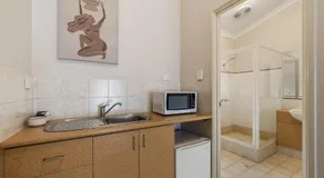 Siana Studio - NEW listing - Image 4