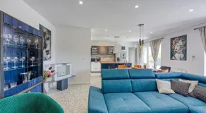 Holiday House Rhapsody - Image 4