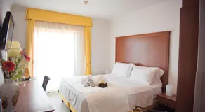 Panorama Hotel - Image 2