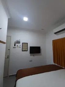 HAPPYLOTT ROOMSTAY ( EXECUTIVE ROOM ) - Image 2