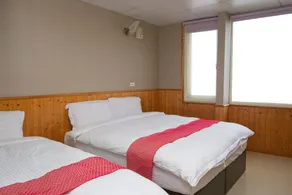 Sense Yunhai B&B - Image 5