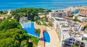 UHC SOL CAMBRILS PARK - Image 2