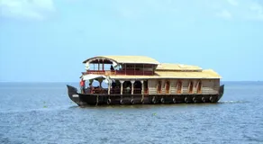 One Bed Room Houseboat - Image 3