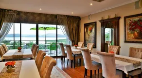 Stirling Manor Boutique Guest House - Image 4
