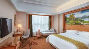 Vienna International Hotel Wuxi Huishan Yanqiao Metro Station - Image 2