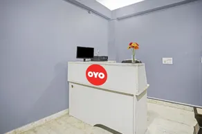 Hotel O Metro Inn - Image 4