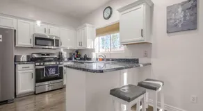 Desert Breeze Retreat 5-10mins From Az Mills Mall - Image 3