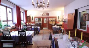 Kreuzerhof Hotel Garni - Image 4