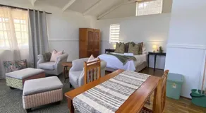 The Riverdeck Accommodation and Backpackers - Image 2