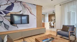 Five Star Waterfront Apartment - Image 2