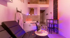 Love Room - Suite romantique avec spa privatif - Image 3