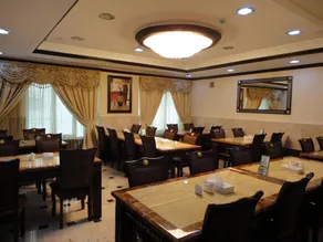Al Jazeerah Hotel - Image 4