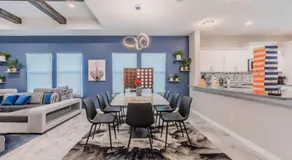Modern 4 BR Near Downtown, Zoo - Image 3