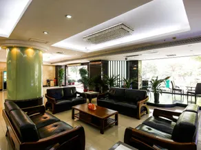Hong Ye Hotel - Image 2