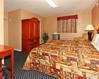Regal Inn & Suites - Image 3