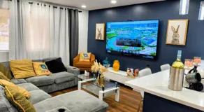 Miramar Retreat Arcade Game Room King Bed 25 Min to Hollywood Beach - Image 2