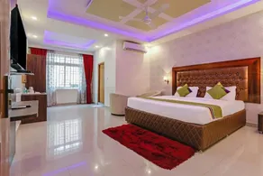 Hotel The Prince Royal - Image 2