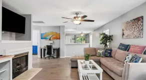 Modern Austin Retreat 15 Min to Downtown & Airport Sir - Image 4