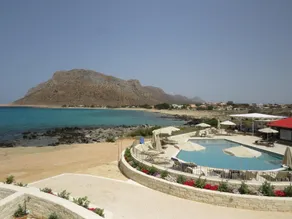 Blue Beach Villas Apartments - Image 4