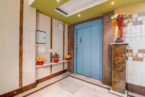 Collection O Airport Crossway Formerly Raj Guest House - Image 3