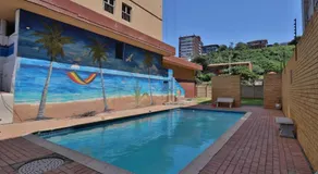 604@Amanzi 2-bedroom holiday apartment by the sea - Image 2