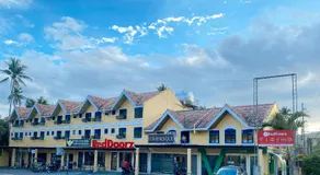 RedDoorz Plus at Balai Sofia Bed & Breakfast Batangas - Image 2
