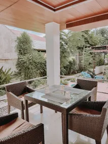 A Villas Resort & Restaurant - Image 4