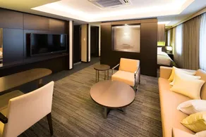 Super Hotel Premier Tokyo Station Yaesu-Chuoguchi - Image 3