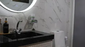 Sky High Guesthouse - Image 2