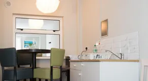 Coastal suite - Image 3
