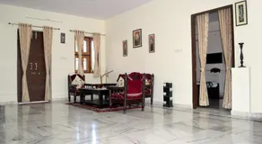 Hotelier Hosts - A Home Stay - Image 3