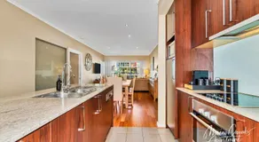 Marina Canals Apartment - Image 3