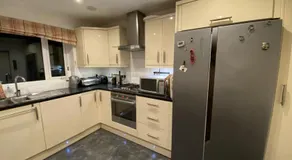 Richard's Home - Image 3