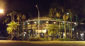 The Middle Pub - Image 3