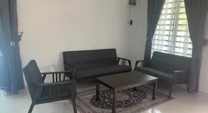 Kamelia Homestay - Image 5