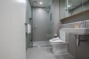 Melbourne Docklands Seaview Apt @Collins St - Image 4