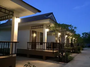 Sombat Resort - Image 3