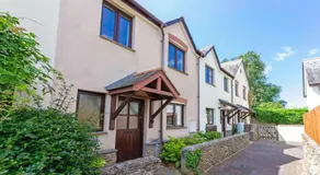 Oysters Sleeps 6 Modern Villa Dog Friendly - Image 2
