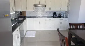 Swan Boutique Apartment - Image 4