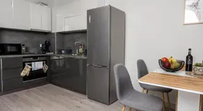Free Parking Modern 1BR Comfort in Oborishte - Image 5